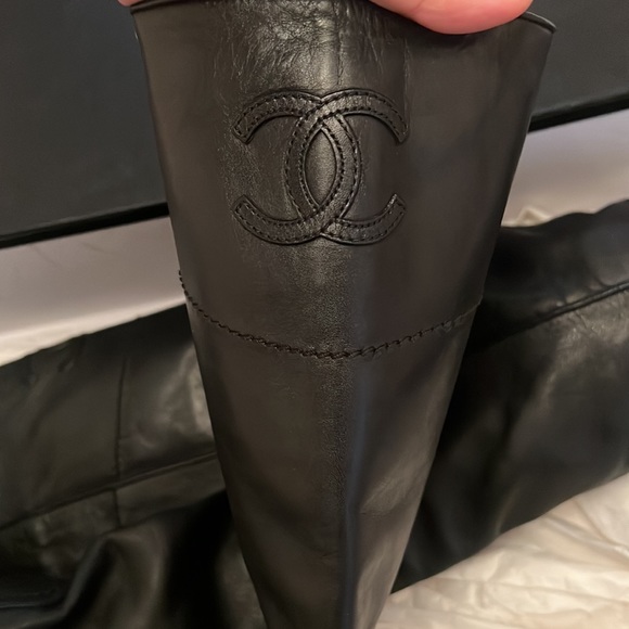 Chanel riding boots - Picture 3 of 6